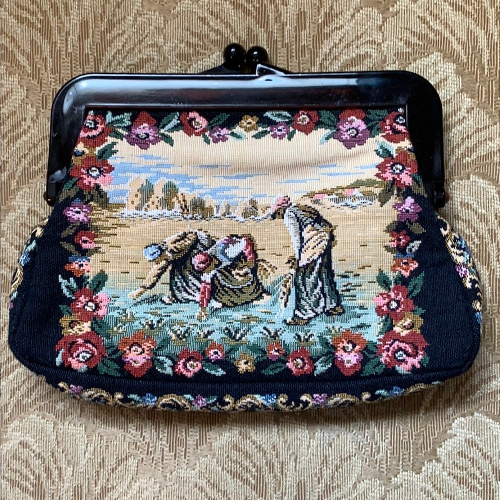 VINTAGE Clutch